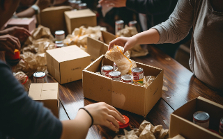 Volunteers working together